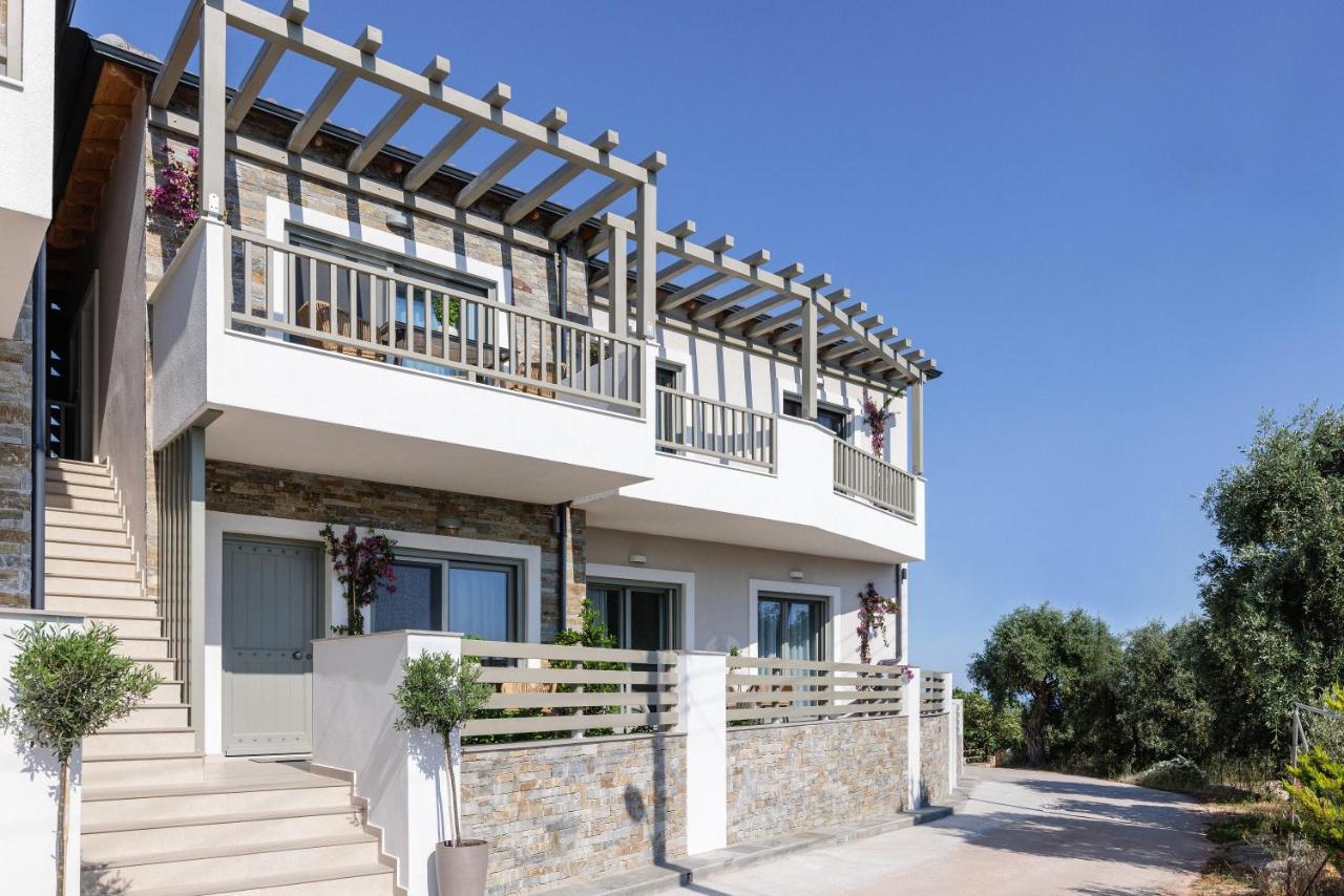 Helia All Seasons Apartments Astris Esterno foto