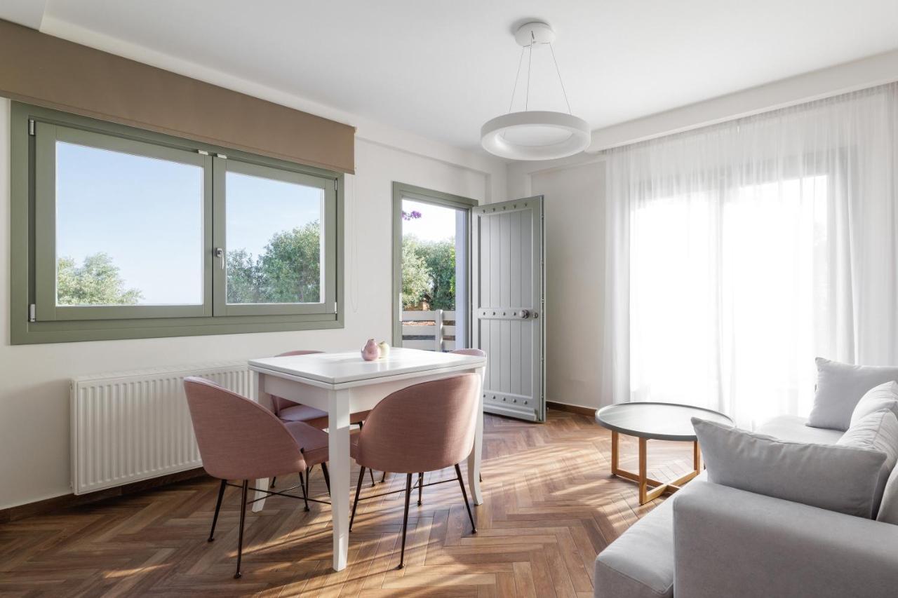 Helia All Seasons Apartments Astris Esterno foto