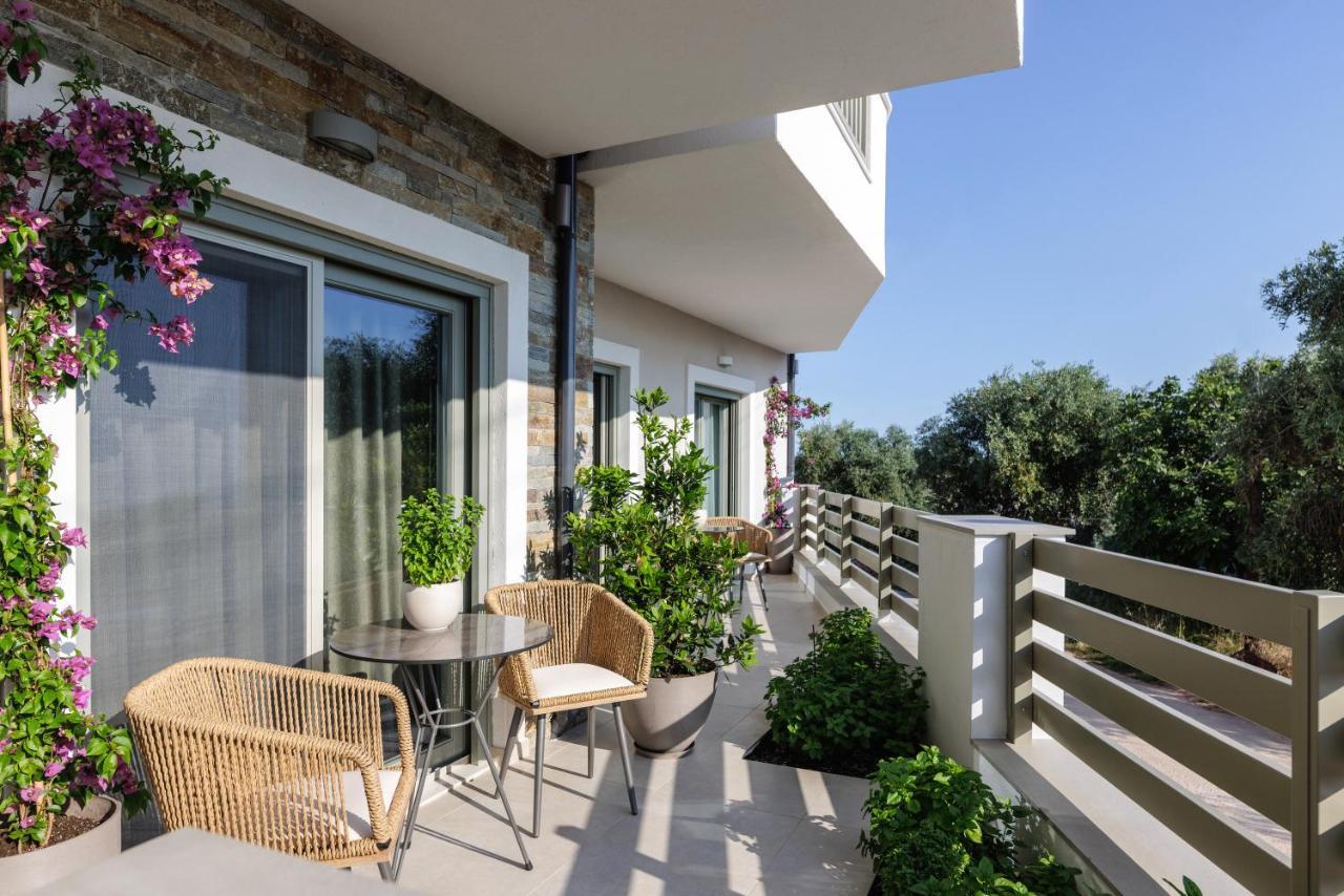 Helia All Seasons Apartments Astris Esterno foto