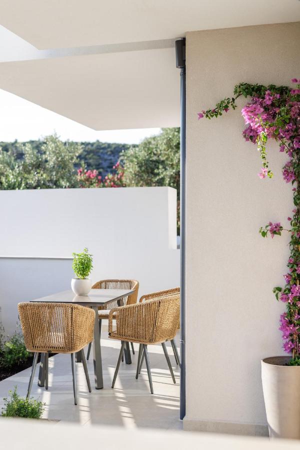 Helia All Seasons Apartments Astris Esterno foto