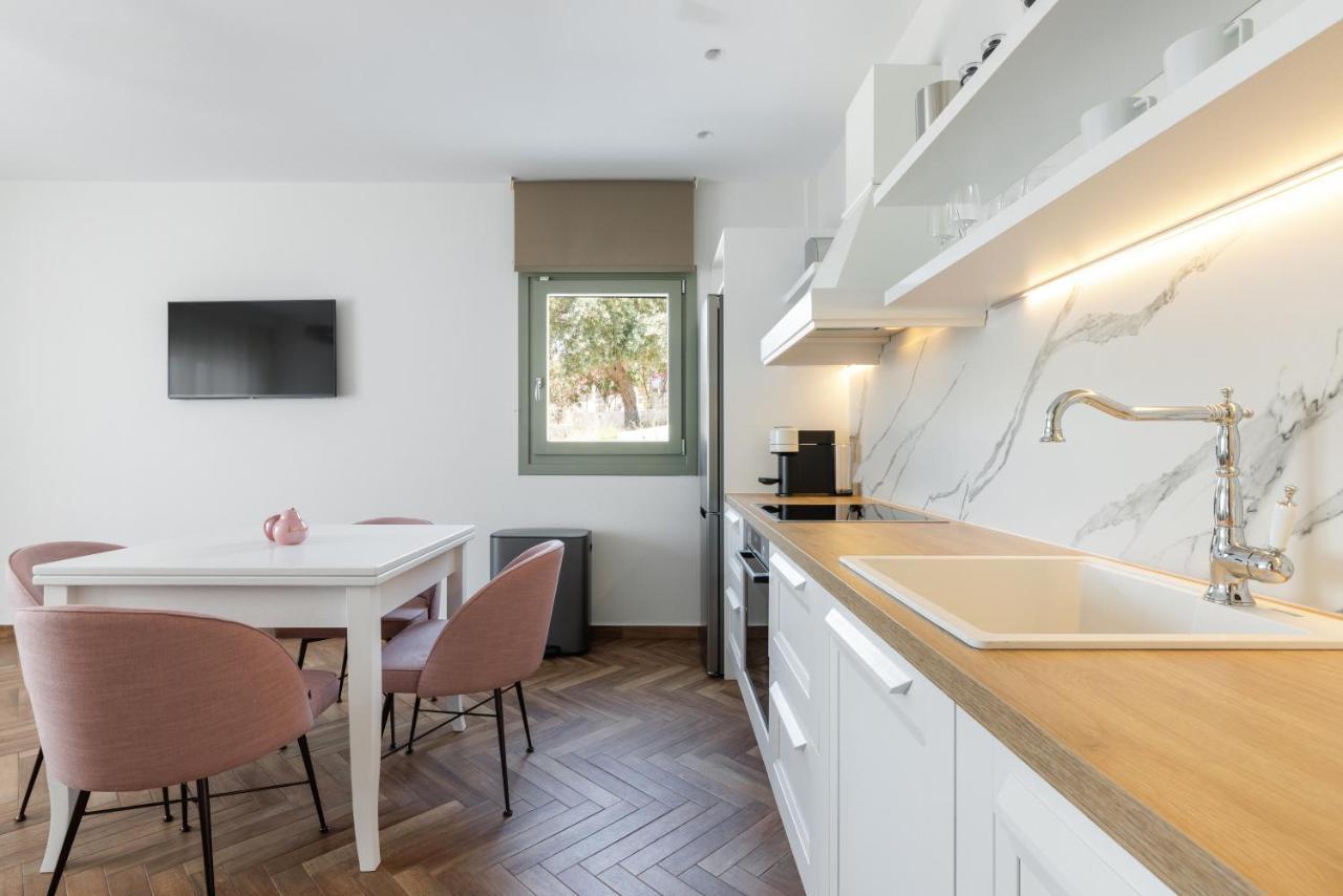 Helia All Seasons Apartments Astris Esterno foto